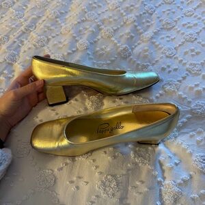 Pappagallo Shimmering Gold Heels